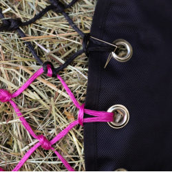 Lovequestrian siatka na siano Parachute