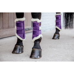 Kentucky ochraniacze Turnout Velvet Conrast z futrem purple