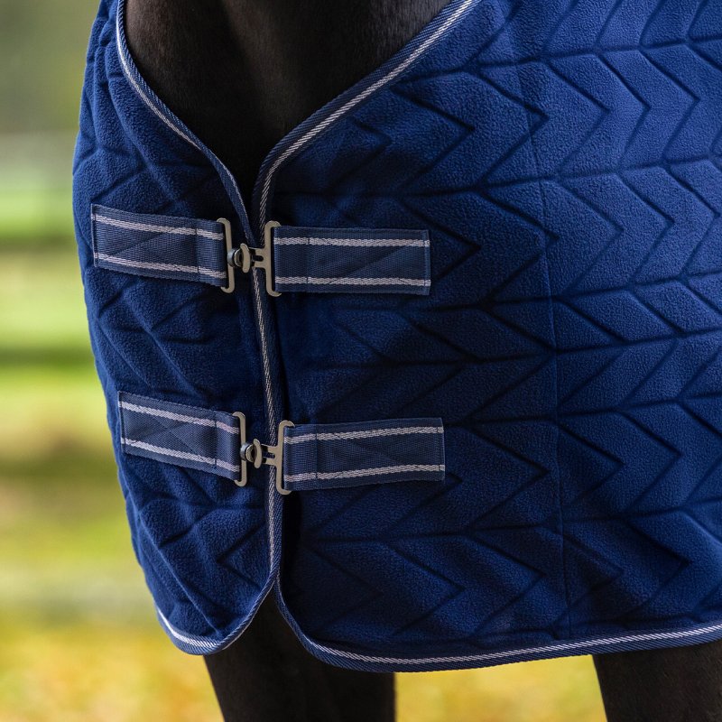QHP derka polarowa z kapturem Embossed navy